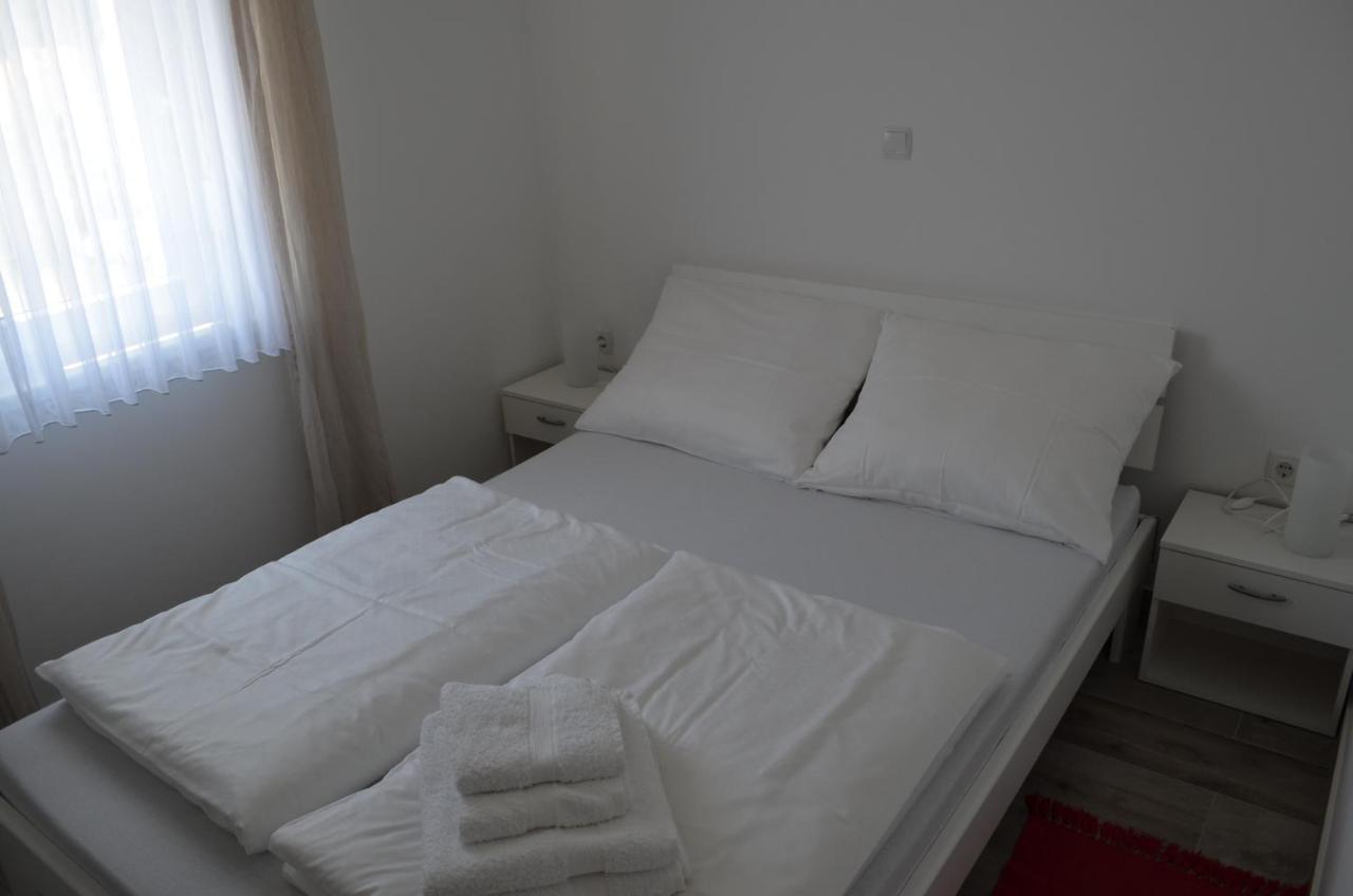 Apartments Susec Baška Eksteriør billede